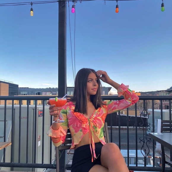 With Jean Fifi Ruffle Blouse - Picture 13 of 16